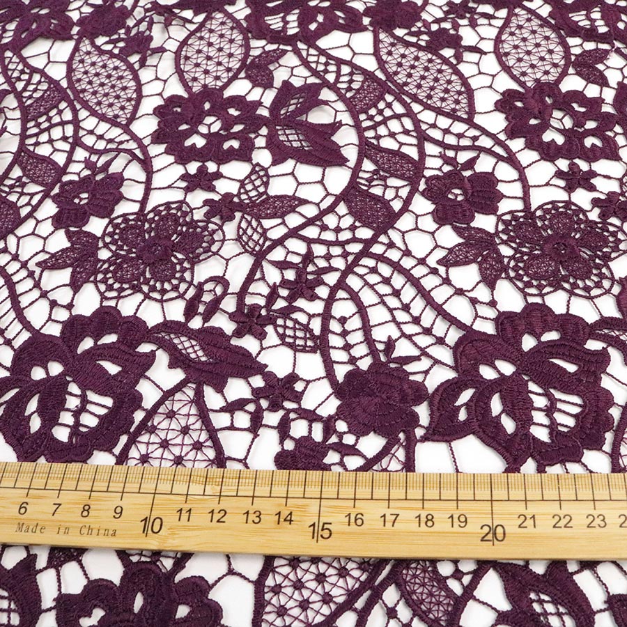 Polyester Floral Embroidery Guipure Lace Fabric Wholesale